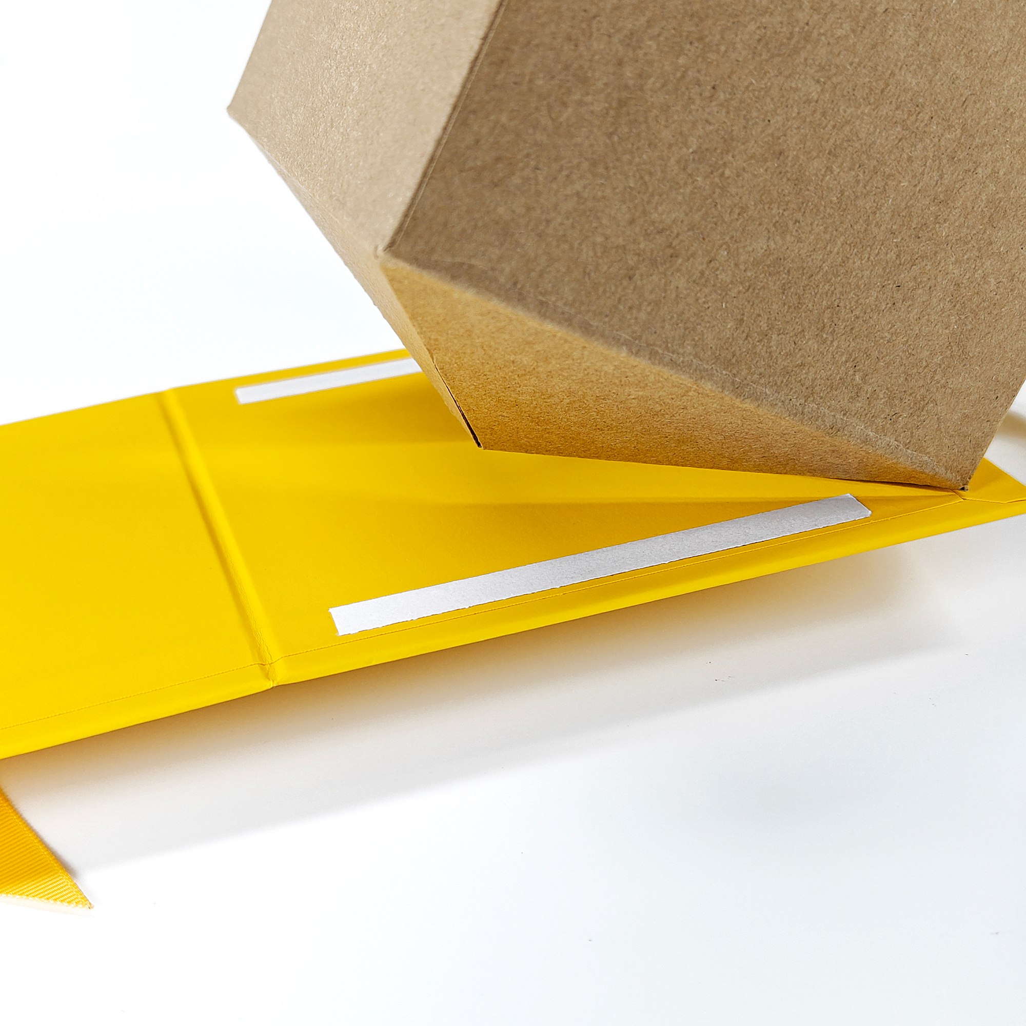  Coffrets cadeaux pliables 