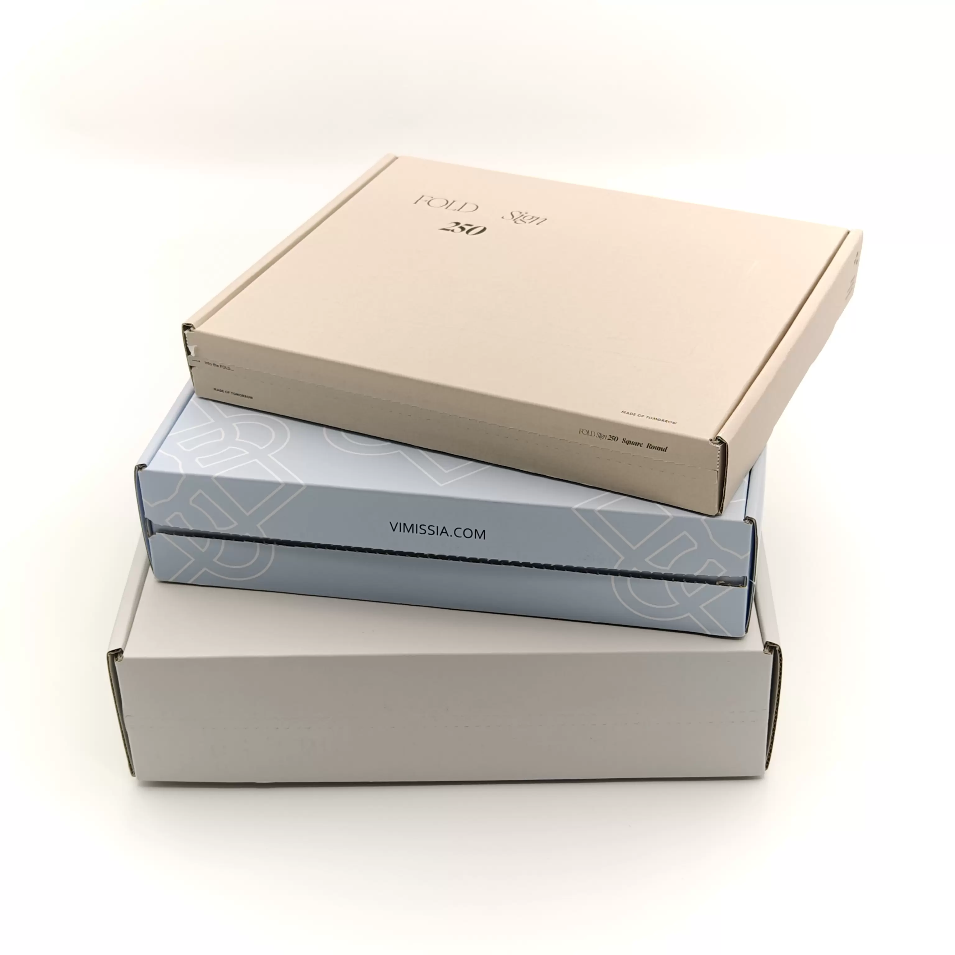  Bo&icirc;tes d'exp&eacute;dition personnalis&eacute;es 